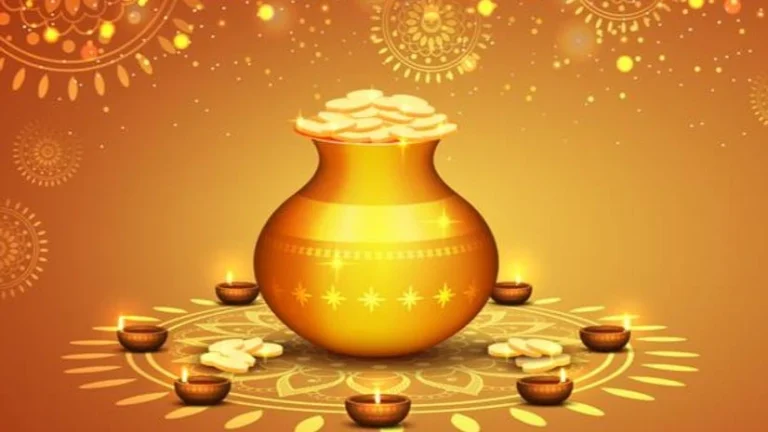 Dhanteras 2025 : धनतेरस कल, खरीदना चाहते हैं अगर सोना-चांदी? जान लें ये 3 शुभ मुहूर्त