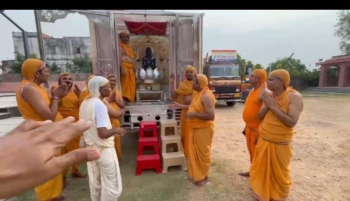 Religious Journey Bateshwar: बटेश्वर (शोरीपुर )पहुंची 'नेमिनाथ गिरनार धर्म यात्रा', 20 जुलाई को गुजरात में मनेगा मोक्ष कल्याणक महोत्सव